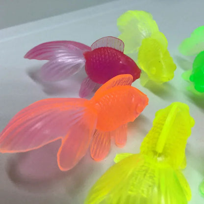 10pcs/set Kids Soft Rubber Simulation Mini Colorful Goldfish Model Baby Bath Toys for Children Toddler Fun Swimming Beach Gifts