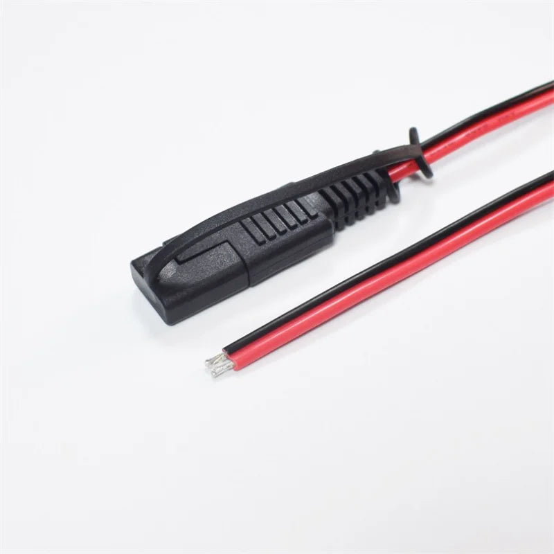 10A Solar Panel Extension Cable 18AWG Connection Wire 0.75mm² with Dust Cap SAE Power Cord 30cm