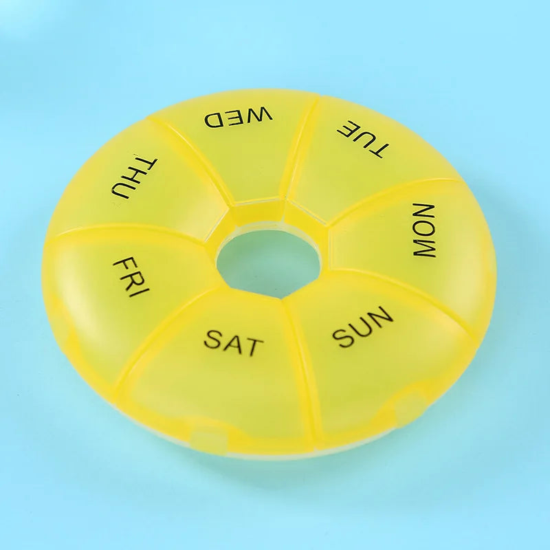 1PC Multicolor Round Pill Box Plastic 7 Days Weekly Pill Candy Box Portable Storage Pill Holder Travel Organizer Pill Container