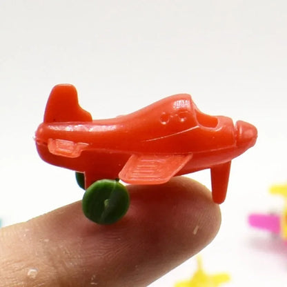 50pcs/lot Mini Plastic Small Airplane Glider Model Children Kids Twist Egg toy Pocket Toy Outdoor Party Toys Random Color