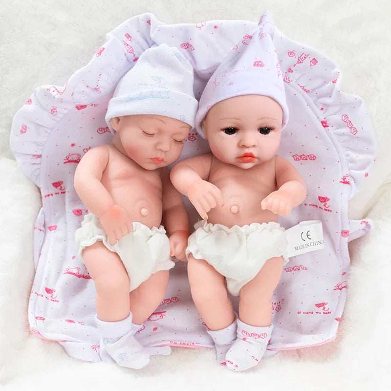 35CM Cute Baby Reborn Dolls Toys Lifelike Infant Baby Swaddle Blanket Silicone Waterproof Doll Reborn Toy for Girls Gifts