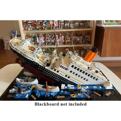 2882Pcs MOC Micro Titanic Large RMS Cruise Boat Movie Steamship Model Building Blocks Mini Figures Bricks Toys for Kids