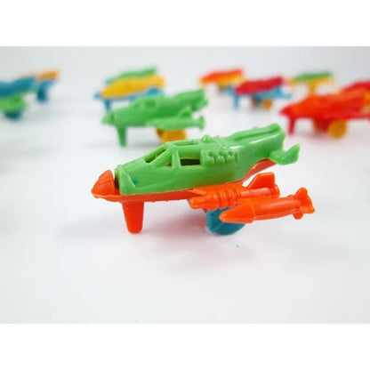 50pcs/lot Mini Plastic Small Airplane Glider Model Children Kids Twist Egg toy Pocket Toy Outdoor Party Toys Random Color